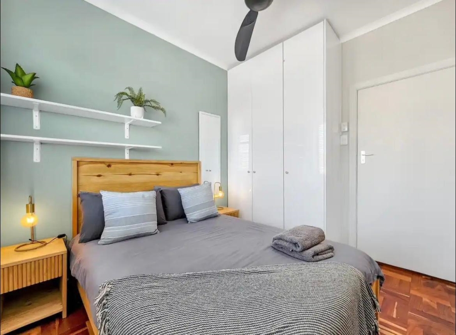 2 Bedroom Property for Sale in Three Anchor Bay Western Cape